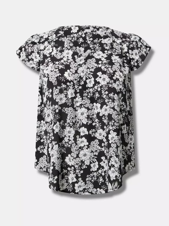 torrid Tops - Torrid Harper Floral Georgette Blouse 4X Black White Short Sleeve Plus Size Top